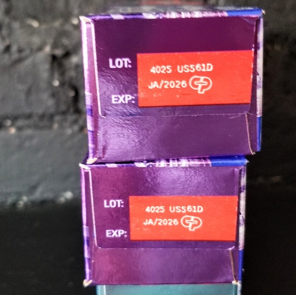 8 Colgate Toothpaste Bundle - Picture 4 of 9